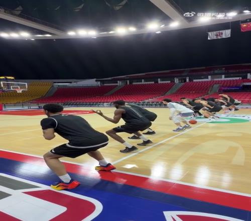 库里复出战,普尔孤军奋,战得,千亿体育官网,APP下载,注册领彩金,官方网站,网站入口